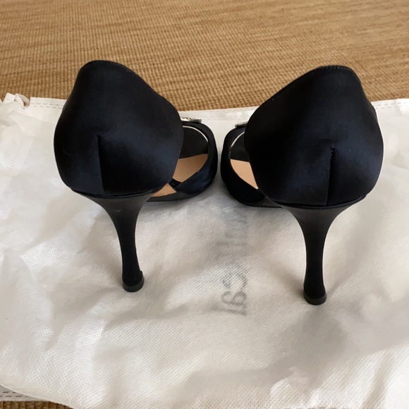 Manolo Blahnik Sedaraby Rhinestone Buckle D'Orsay In black satin Size 37.5 - Picture 3 of 5